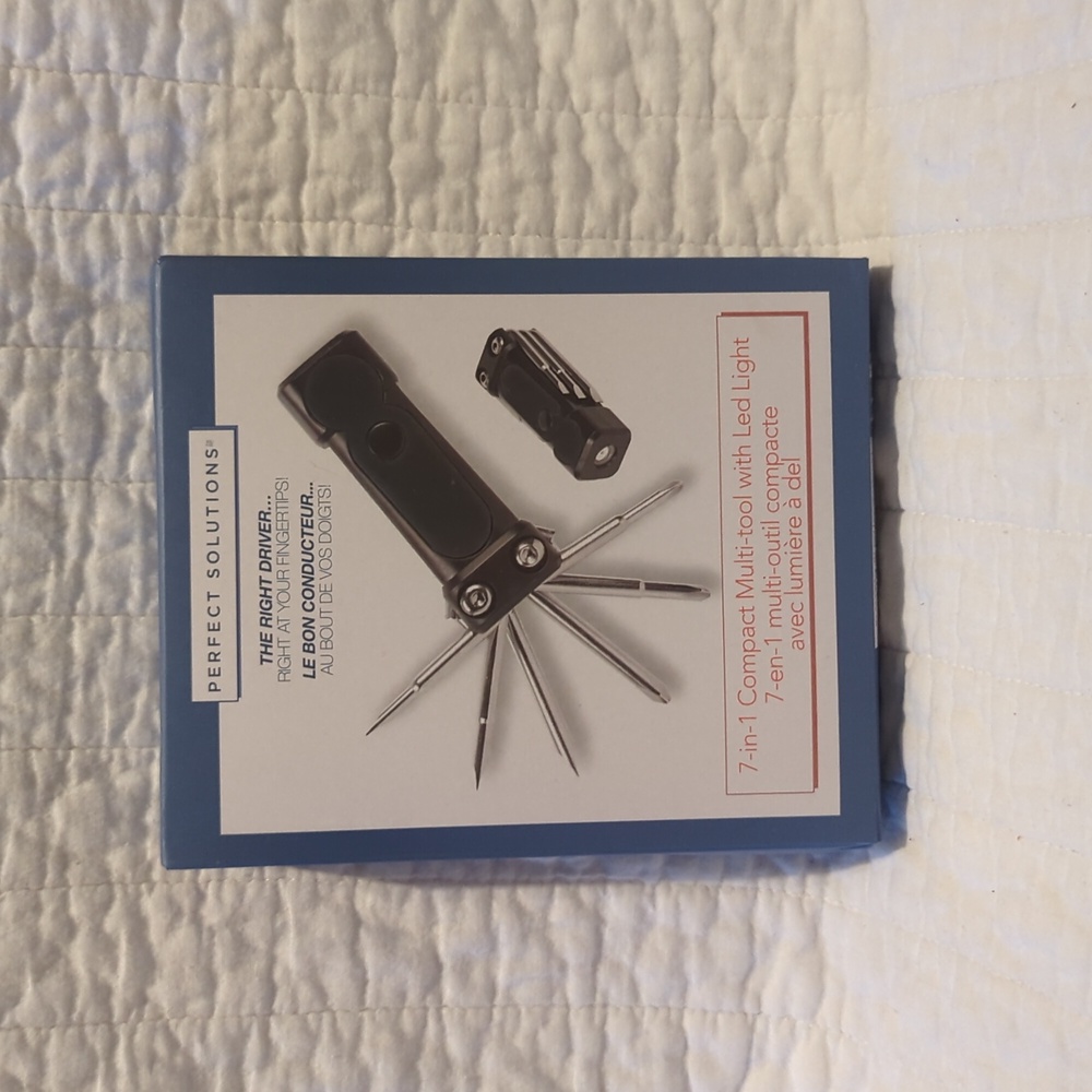 7-in-1 multi-tool with light